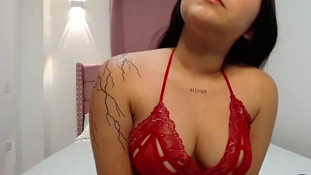 Snapshot of chloe-sweet- chatting on 09-09-25, 04:27 chloe-sweet- online show from 09-09-25, 04:27