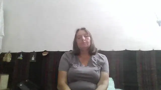 Snapshot of AnnaLive570 chatting on 07-02-26, 04:24 AnnaLive570 online show from 07-02-26, 04:24