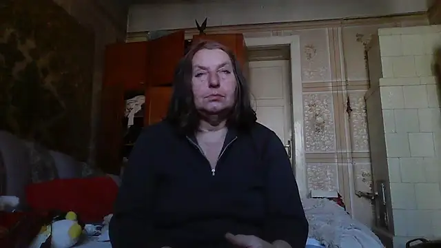 AnnaLive570 online show from 10-26-25, 09:42