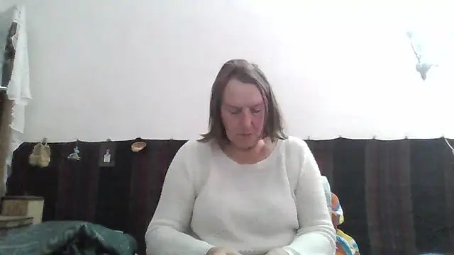 AnnaLive570 online show from 04-26-26, 05:38