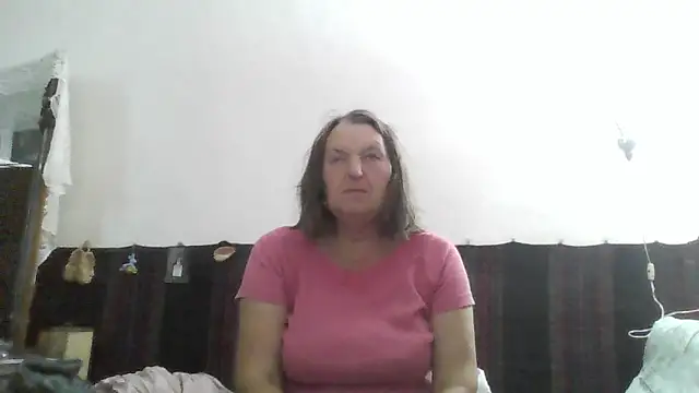 Snapshot of AnnaLive570 chatting on 06-20-26, 02:55 AnnaLive570 online show from 06-20-26, 02:55