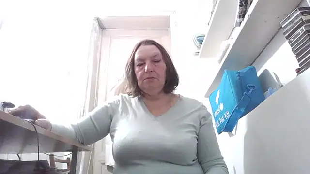 AnnaLive570 online show from 04-15-26, 04:51