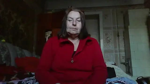 AnnaLive570 online show from 10-20-25, 07:20