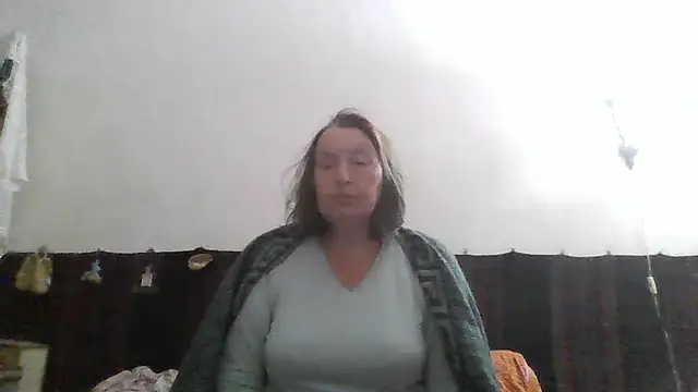 AnnaLive570 online show from 05-16-26, 03:05