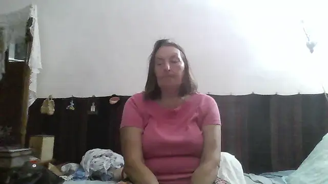 Snapshot of AnnaLive570 chatting on 06-27-26, 12:27 AnnaLive570 online show from 06-27-26, 12:27