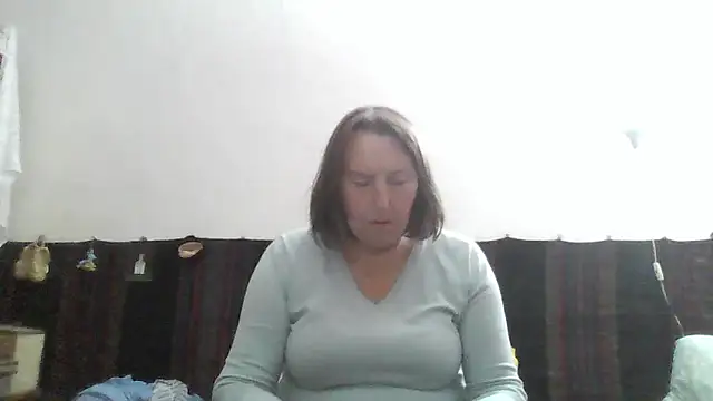 AnnaLive570 online show from 05-10-26, 03:54