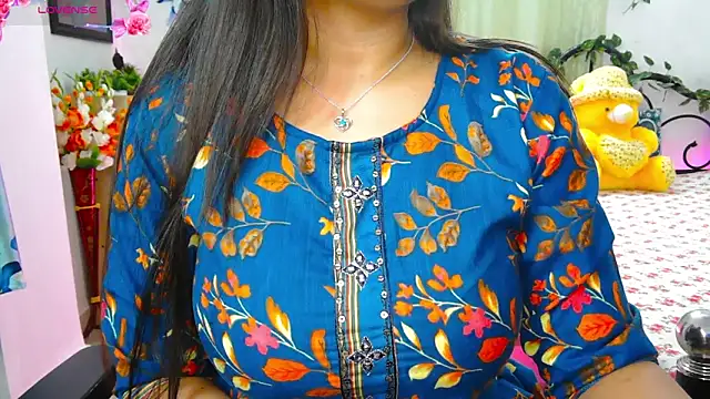 WildDimpi 0 online show from 10-28-25, 05:45