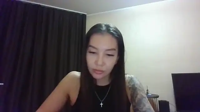 Snapshot of Vashniya chatting on 11-05-25, 09:29 Vashniya online show from 11-05-25, 09:29