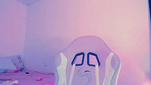 Alice lidell online show from 02-05-26, 05:53