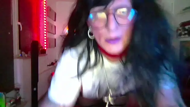 hellgirl1980 online show from 04-14-26, 01:54
