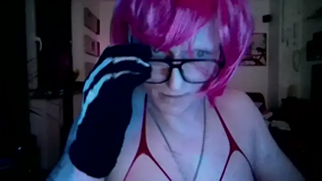 Snapshot of hellgirl1980 chatting on 04-01-26, 09:34 hellgirl1980 online show from 04-01-26, 09:34