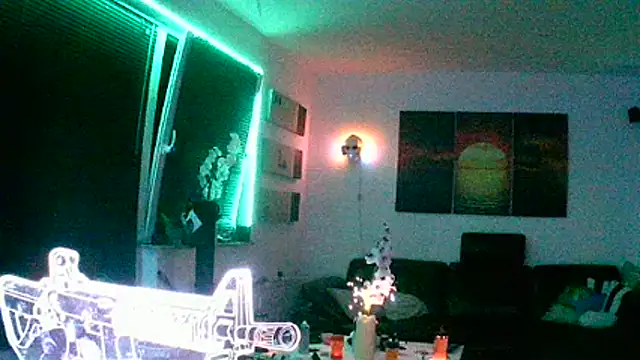 hellgirl1980 online show from 12-05-25, 08:06