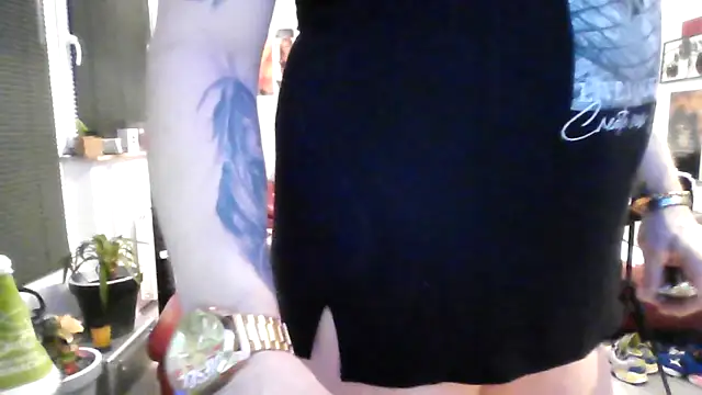 hellgirl1980 online show from 10-07-25, 02:01