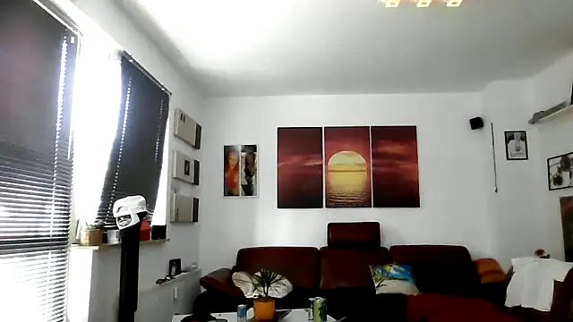 hellgirl1980 online show from 09-21-25, 09:14