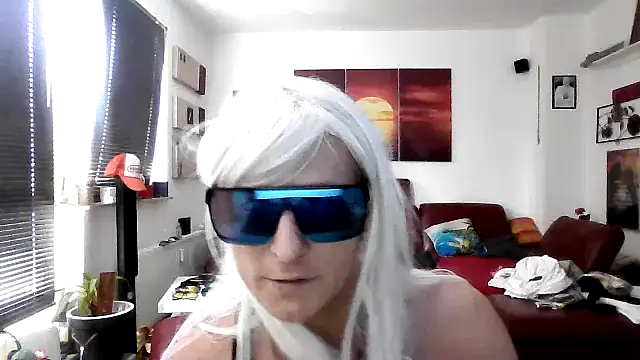 hellgirl1980 online show from 09-22-25, 11:27