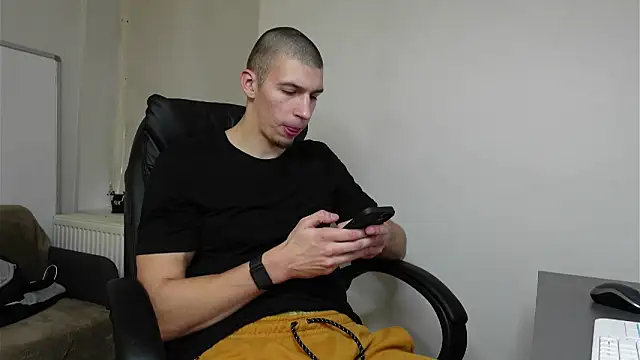 Ryan Dozer online show from 11-06-25, 08:29