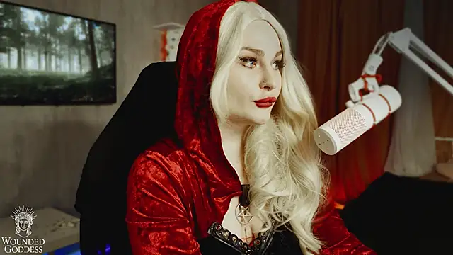 Wounded Goddess  online show from 10-31-25, 02:13