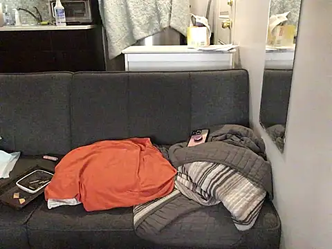 littyleesh1 online show from 02-13-26, 12:43