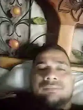 yeffito1 online show from 10-09-25, 04:02