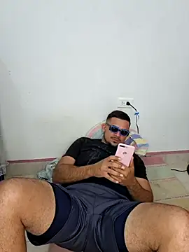 yeffito1 online show from 09-18-25, 03:48