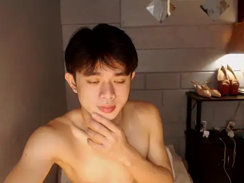 NautyBoyBrazeen 143 online show from 03-27-26, 07:06