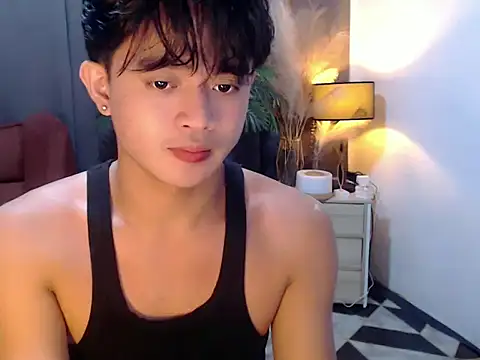 NautyBoyBrazeen 143 online show from 06-18-26, 12:54