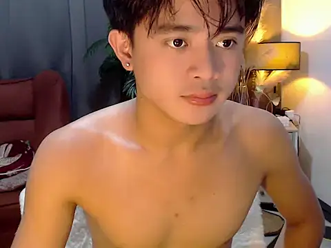 NautyBoyBrazeen 143 online show from 05-19-26, 08:43