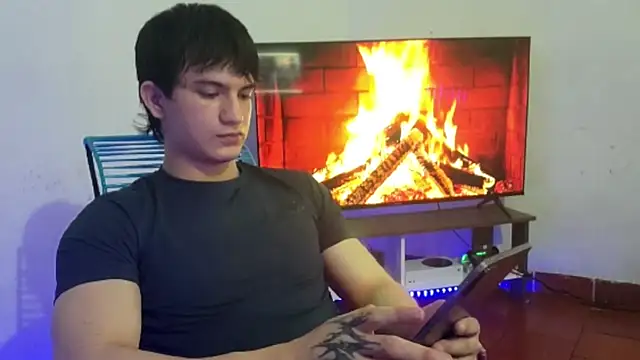 ErickWalton online show from 10-23-25, 05:28