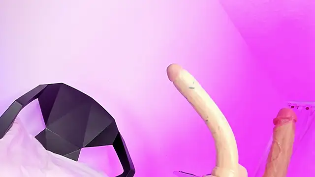 francesca suzett  online show from 12-03-25, 11:09