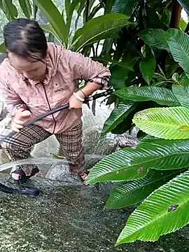 Snapshot of keobong-00 chatting on 11-09-25, 01:20 keobong-00 online show from 11-09-25, 01:20