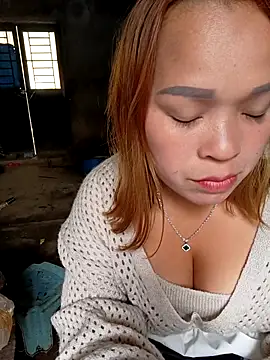 Snapshot of keobong-00 chatting on 12-18-25, 04:50 keobong-00 online show from 12-18-25, 04:50