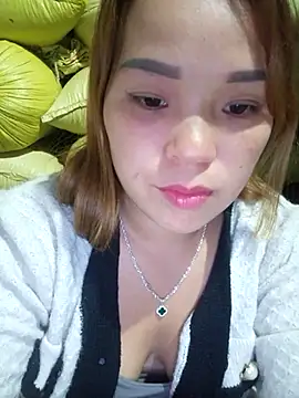 Snapshot of keobong-00 chatting on 10-27-25, 01:45 keobong-00 online show from 10-27-25, 01:45