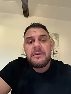Snapshot of Fabiowe@xh chatting on 10-02-25, 03:04 Fabiowexh online show from 10-02-25, 03:04