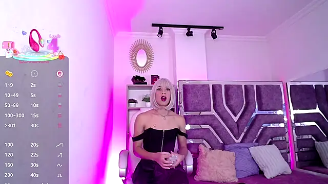 Snapshot of Eva_Walker_ chatting on 10-10-25, 06:47 Eva Walker  online show from 10-10-25, 06:47