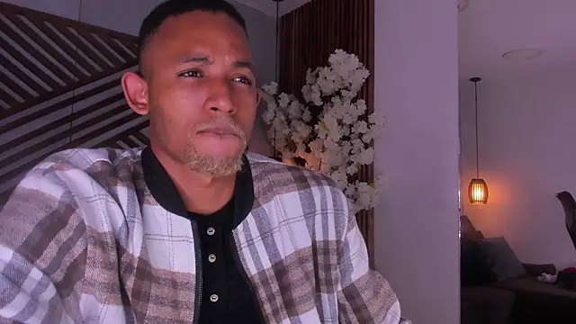 B Wild online show from 01-14-26, 03:43