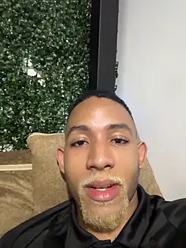 B Wild online show from 11-30-25, 02:34