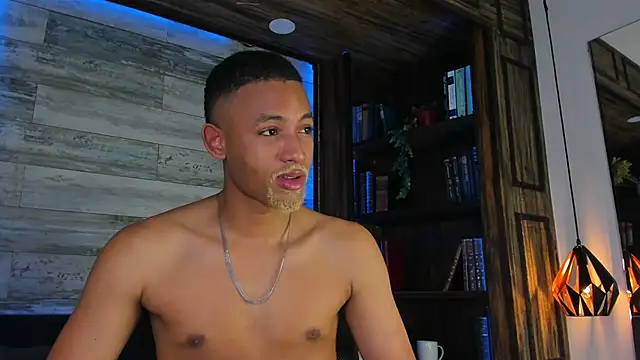 Snapshot of B_Wild chatting on 02-28-26, 03:39 B Wild online show from 02-28-26, 03:39