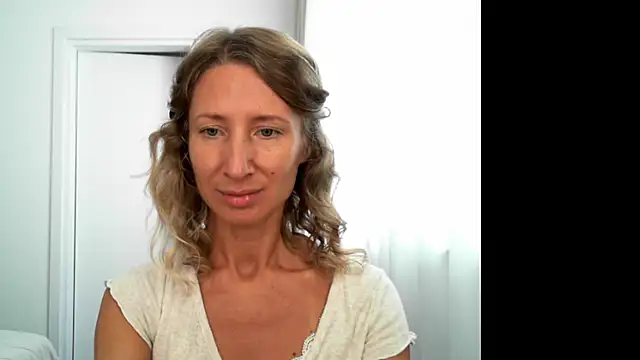 Snapshot of Paevoa chatting on 10-03-25, 07:10 Paevoa online show from 10-03-25, 07:10