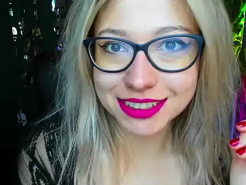 loveHeidi online show from 10-15-25, 04:44