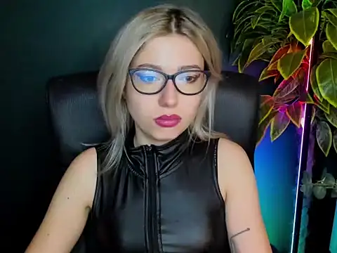 loveHeidi online show from 10-02-25, 04:16