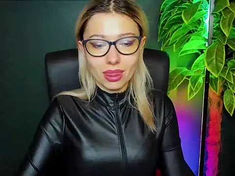 loveHeidi online show from 11-25-25, 05:30