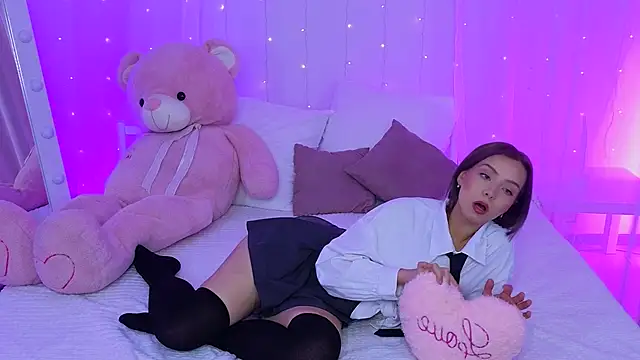 LumMina online show from 09-14-25, 10:04