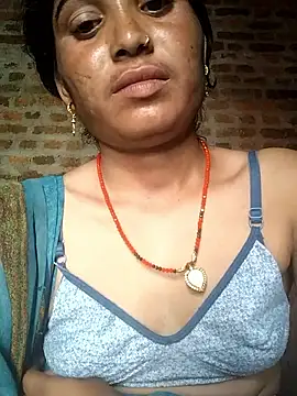 Snapshot of Hot_cupal chatting on 09-21-25, 04:50 Hot cupal online show from 09-21-25, 04:50