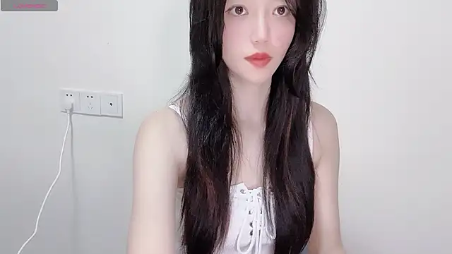 Snapshot of Queen_ww chatting on 09-10-25, 06:12 Queen ww online show from 09-10-25, 06:12