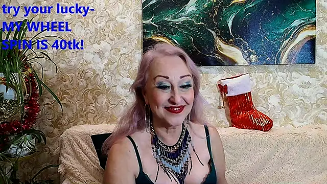  Sara  Smith  online show from 12-22-25, 07:41