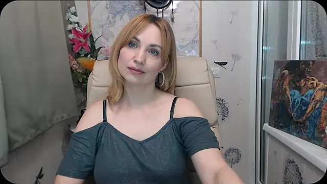 Snapshot of KatrinAlluring chatting on 04-11-26, 05:15 KatrinAlluring online show from 04-11-26, 05:15