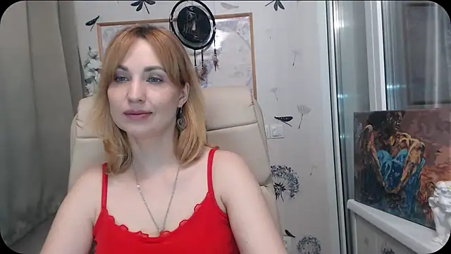 Snapshot of KatrinAlluring chatting on 04-07-26, 05:42 KatrinAlluring online show from 04-07-26, 05:42