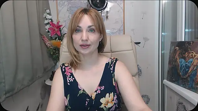 Snapshot of KatrinAlluring chatting on 04-09-26, 04:14 KatrinAlluring online show from 04-09-26, 04:14