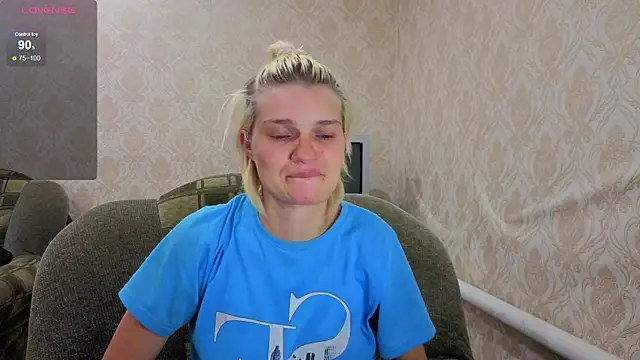 SaraSnow  online show from 12-19-25, 05:59