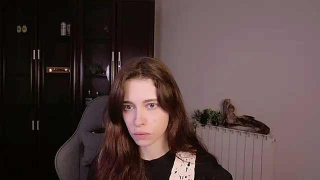 Yoka paradoXXX online show from 11-22-25, 10:25